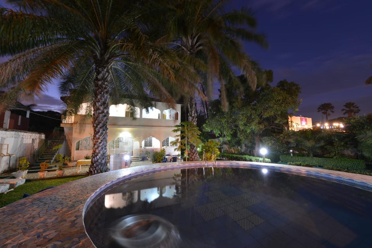 One World Village Guesthouse Bakau Exterior foto